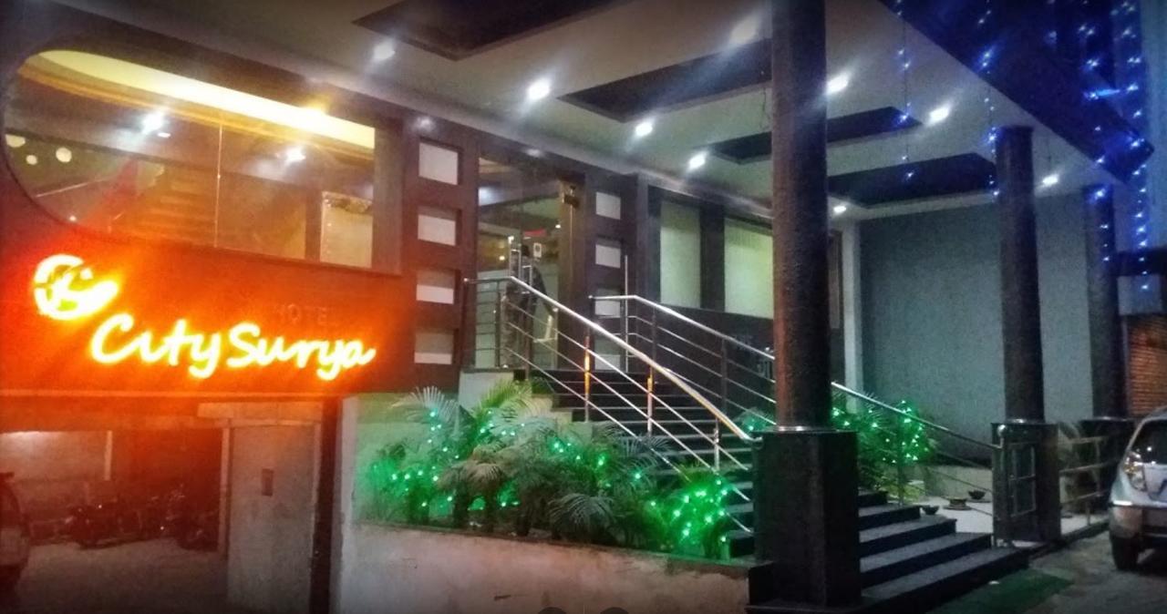 City Surya Hotell Gaya Eksteriør bilde
